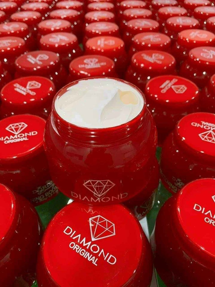 Kem body Diamond đỏ chính hãng - DIA