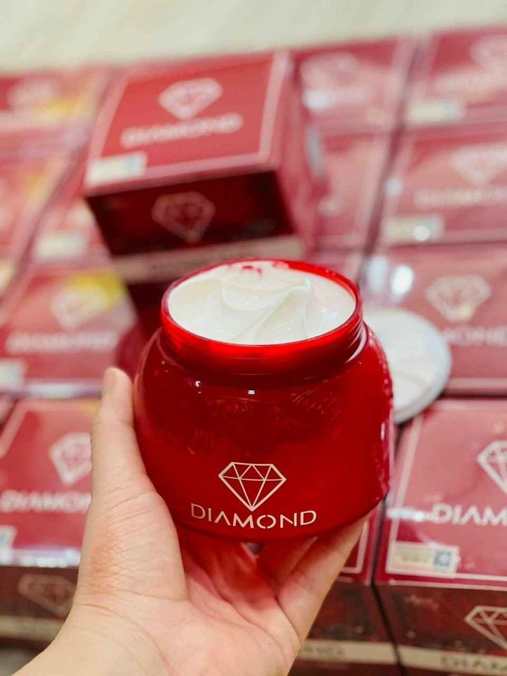 Kem body Diamond đỏ chính hãng - DIA