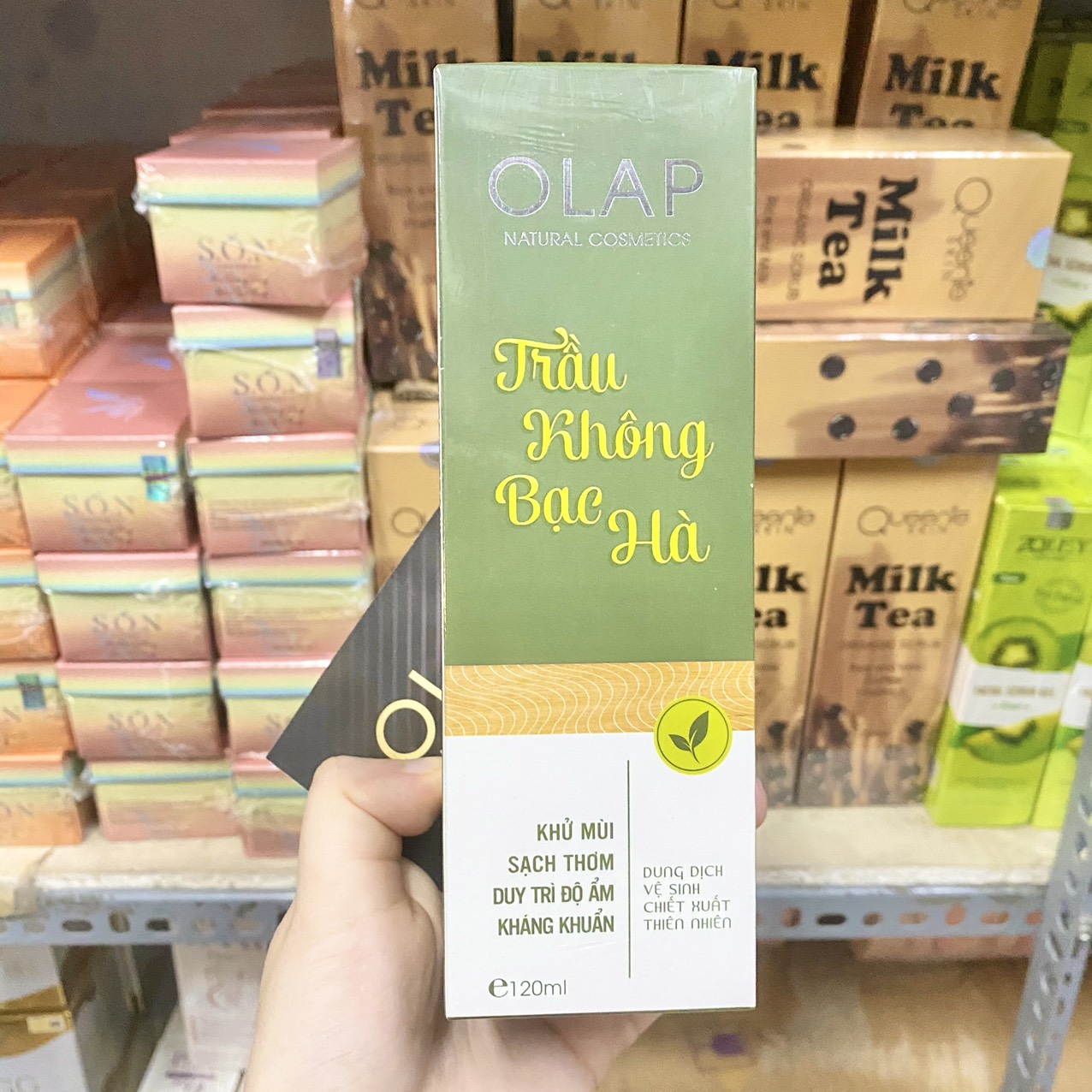 15509-z2831187651146-cca24a6ff90222bd4a8bfe33293c7dd9-5.jpg Dung Dịch Vệ Sinh Trầu Không Bạc Hà Olap - 8936150193663