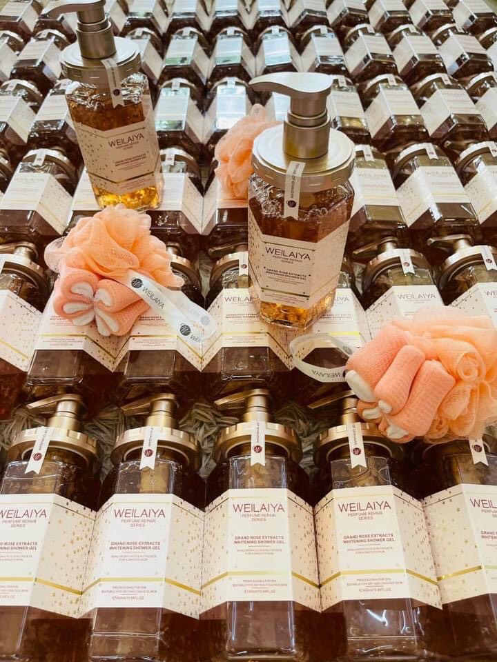 15878-z3125215687072-947bd33edcab527f5051f0f4f66e5032-5.jpg Sữa Tắm Trắng Da Cánh Hoa Hồng Weilaiya Damask 450ml Chính Hãng - 6971025880783