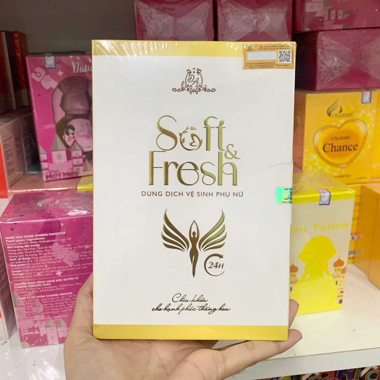 Dung Dịch Vệ Sinh Phụ Nữ Soft Fresh Mỹ Phẩm Đông Anh Collagen X3 - DDX3