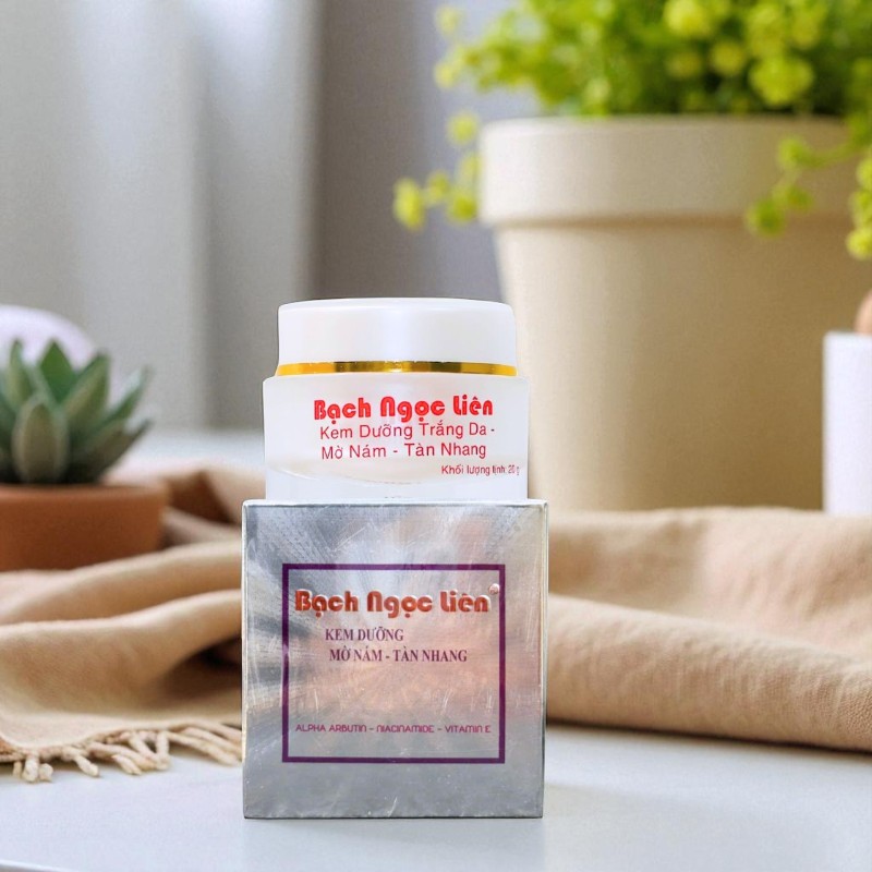 Giá sỉ kem Face Bạch Ngọc Liên 20g Dưỡng Trắng Da Mờ Nám Giá sỉ kem Face Bạch Ngọc Liên 20g Dưỡng Trắng Da Mờ Nám