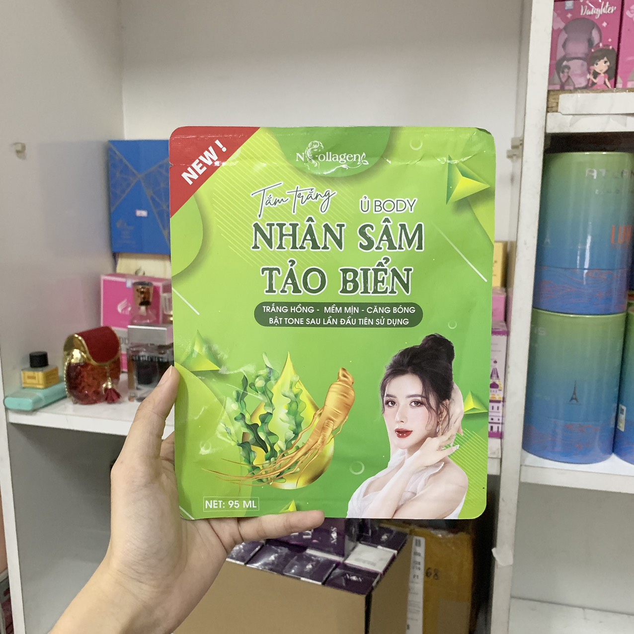 Ủ Trắng Body Nhân Sâm Tảo Biển N Collagen Ủ Trắng Body Nhân Sâm Tảo Biển N Collagen