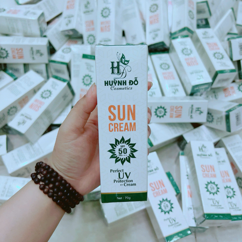 Nguồn sỉ kem Chống Nắng Huỳnh Đỗ 70g Phiên Bản Mới Nguồn sỉ kem Chống Nắng Huỳnh Đỗ 70g Phiên Bản Mới