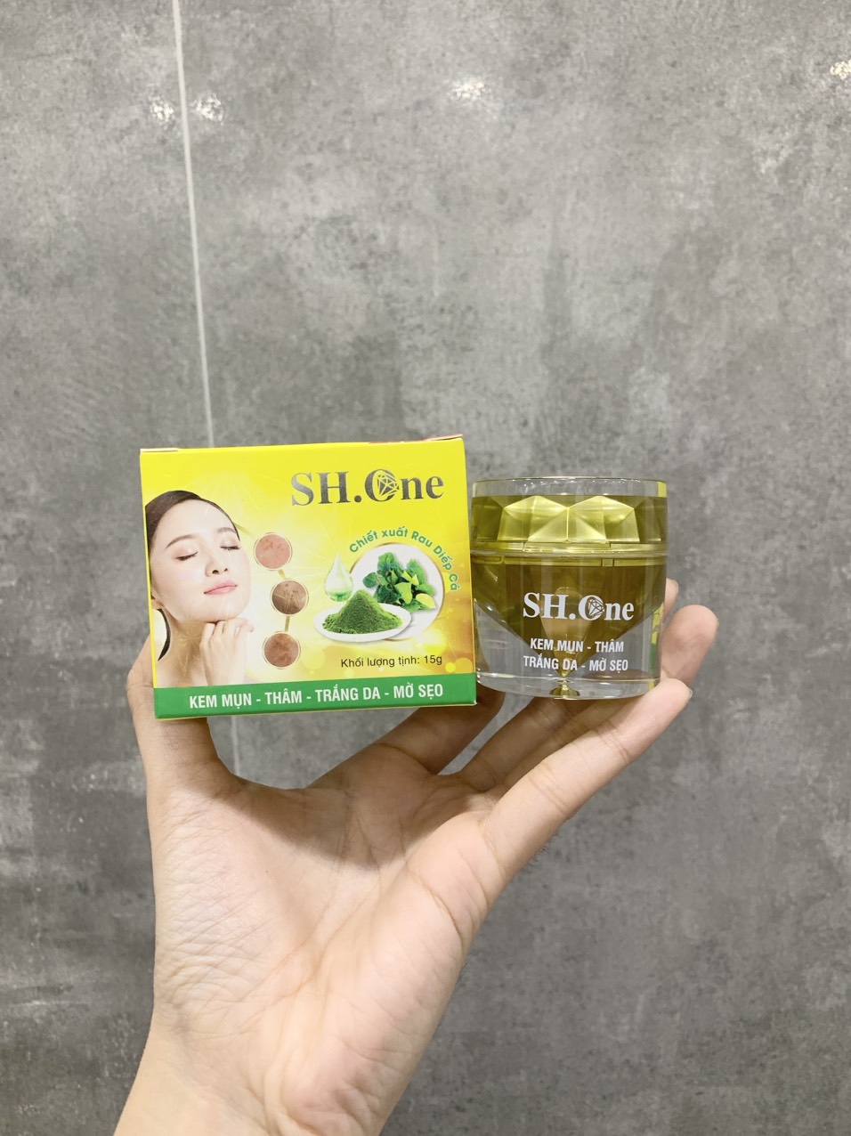 Nguồn sỉ kem Mụn Thâm Dưỡng Trắng Da SH One Chiết Xuất Rau Diếp Cá Nguồn sỉ kem Mụn Thâm Dưỡng Trắng Da SH One Chiết Xuất Rau Diếp Cá