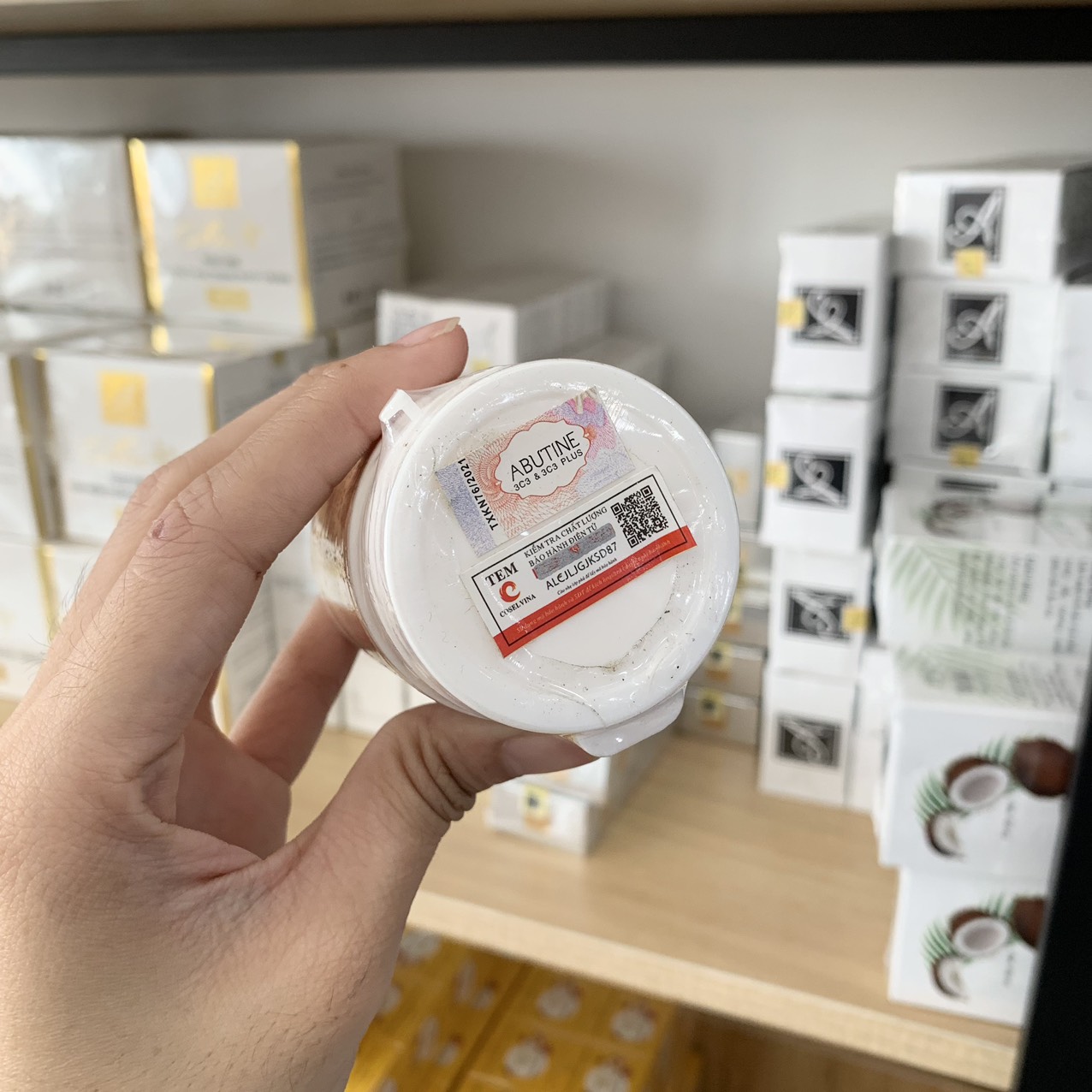 Kích Trắng Abutine 3C3 100g Màu Vàng Kích Trắng Abutine 3C3 100g Màu Vàng