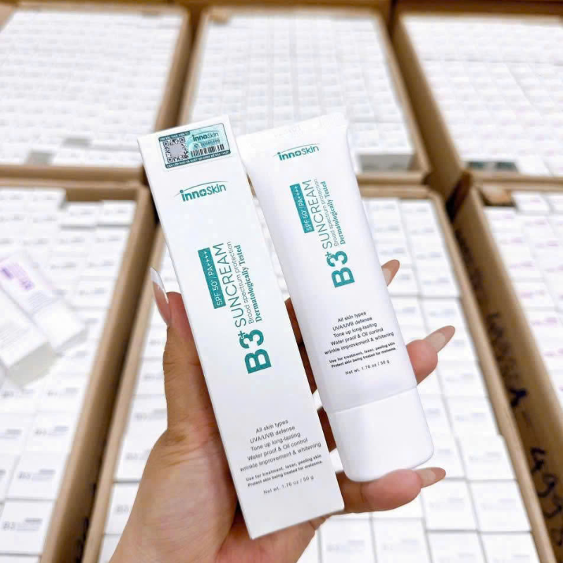 21360_4_20251113143353-1.png Kem Chống Nắng B3 InnoSkin Màu Xanh Cho Da Khô - 8809315252461