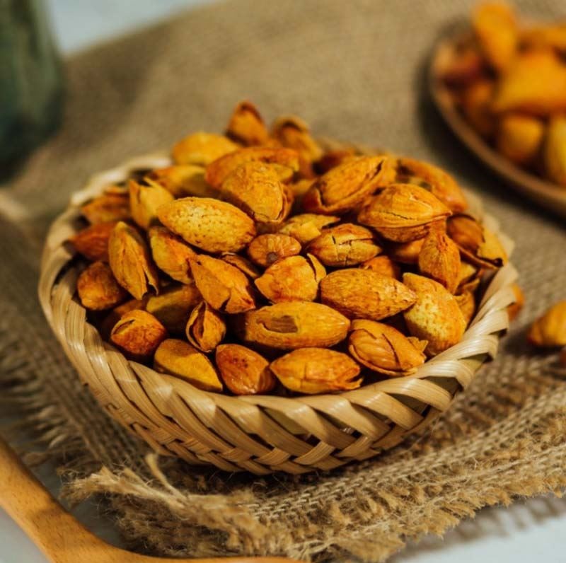 Hộp Quà Tết Hạnh Nhân Rang Bơ 350g - Hộp Sun Khía Hộp Quà Tết Hạnh Nhân Rang Bơ 350g - Hộp Sun Khía