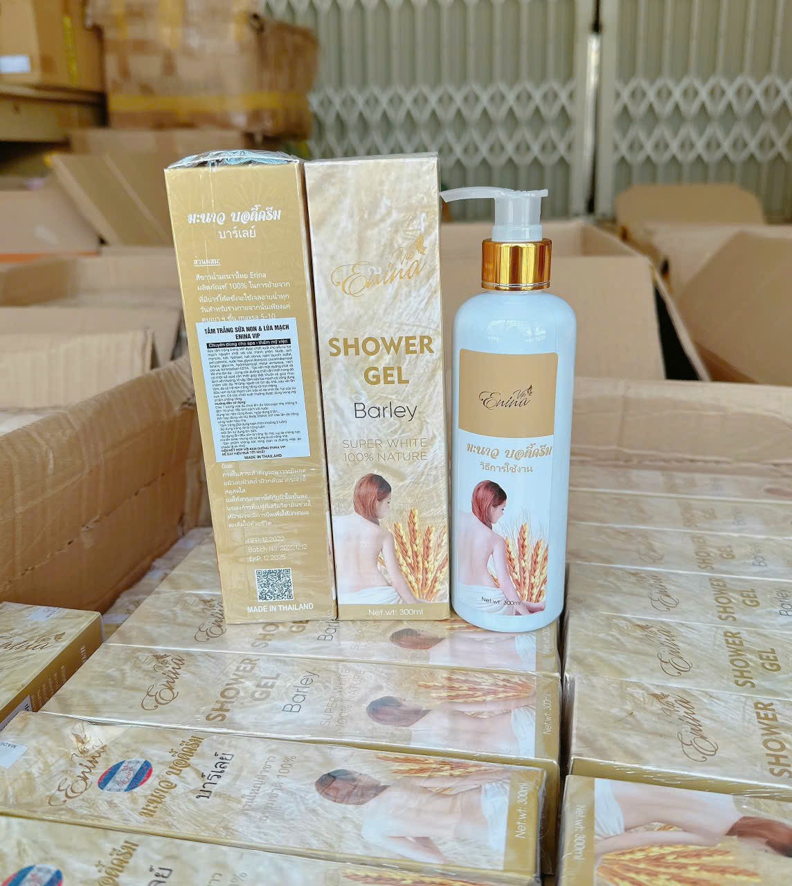 23351-z5013535313078-c9dd94c5b2c61c808d078739a198df52-1-2.jpg Tắm Trắng Enina Vip Thái Lan Sữa Ngon và Lúa Mạch - TTENINA