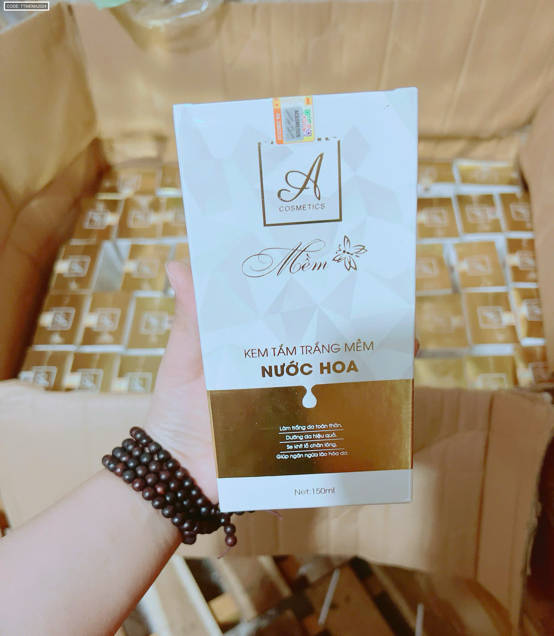 Kem Tắm Trắng Mềm Nước Hoa A Cosmetics Mỹ Phẩm Phương Anh Phiên Bản 2024