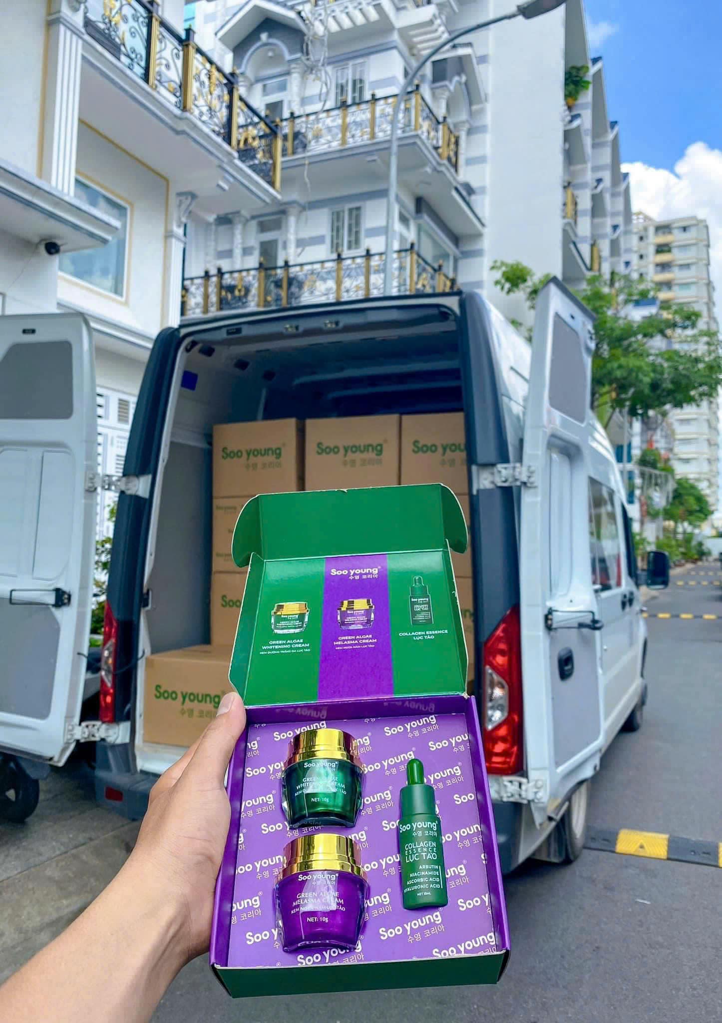 24930_456333618-441538109036319-4310851586510396426-n_20240821171835-1.jpg Combo Kem Face Ngày Đêm Lục Tảo Soo Young Mini - CBFACESYMINI01