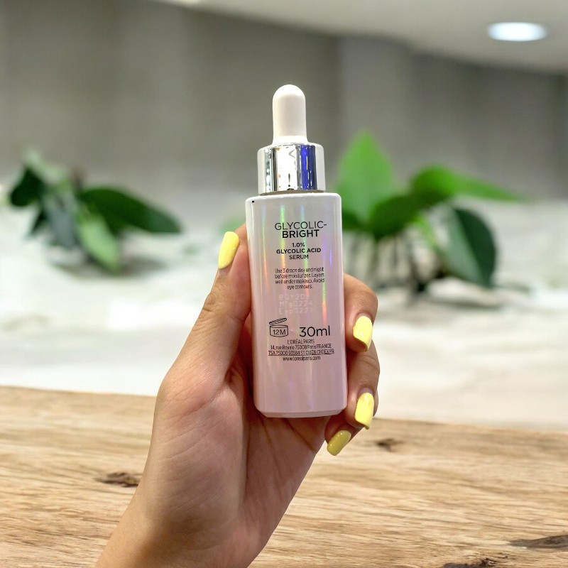 25388_serum-loreal-hong-phu-photoroom-3_20241007152629-4.jpg Serum Dưỡng Sáng Da Tức Thì Loreal Paris Glycolic-Bright Instant Glowing Serum 30ml - 8994993016587