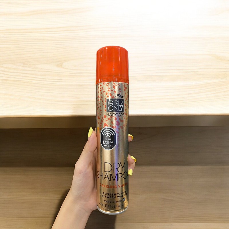 25489_phu-photoroom-7_20241022121848-2.jpg Dầu Gội Khô Girlz Only Màu Cam 200ml - Dầu Gội Khô Làm Phồng Tóc - 5021320098688