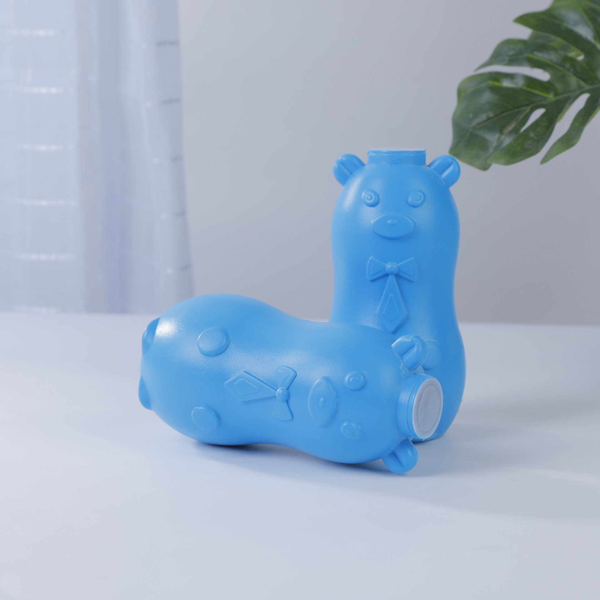 25499_o1cn01dm0ut91ljptswg6jx-2217002811279-0-cib_20241023180707-4.jpg Combo 2 Lọ Heo Thả Bồn Cầu Xanh Đậm - Lọ Khử Mùi Bồn Cầu Diệt Khuẩn Siêu Sạch Tiết Kiệm 10x5.5cm - LTBCCH02