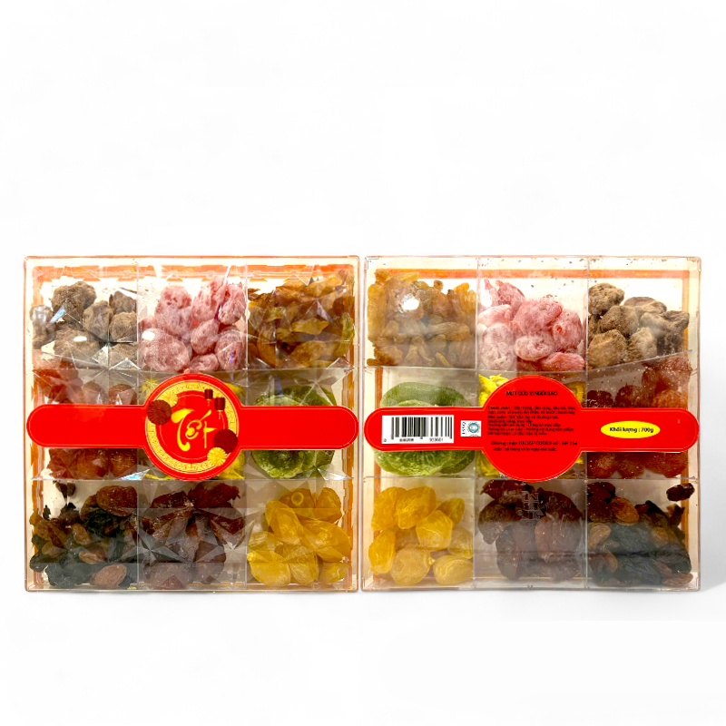 Set Hộp Mix Mứt 9 Vị (Đào Hồng, Đào Vàng, Đào Bổ, Kiwi, Mận Cơm, Xí Muội Voi, Nho Vàng, Nho Chile, Vỏ Bưởi Chanh Dây) Ngôi Sao Lớn 700G Hộp Tết Set Hộp Mix Mứt 9 Vị (Đào Hồng, Đào Vàng, Đào Bổ, Kiwi, Mận Cơm, Xí Muội Voi, Nho Vàng, Nho Chile, Vỏ Bưởi Chanh Dây) Ngôi Sao Lớn 700G Hộp Tết