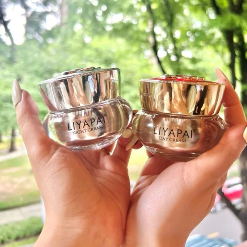 Combo Kem Face Liyapai Dưỡng Da Ban Ngày & Ban Đêm Dành Cho Da Lão Hóa 20g Combo Kem Face Liyapai Dưỡng Da Ban Ngày & Ban Đêm Dành Cho Da Lão Hóa 20g