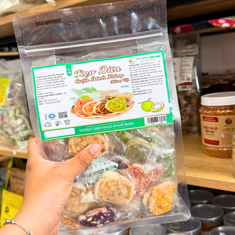 25875_65_20251204175808-1.png Kẹo Dừa Cuộn Bánh Tráng Mix 7 Vị Thơm Ngon - Túi Zip 500g - KDCNP500