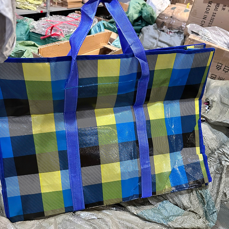 25962_z6219621581988-68540529ef8886ec249da3d01c535365_20250116154240-3.jpg Túi Vải Bạt Đựng Đồ - Túi Dựng Chăn Màn Quần Áo Chống Nước Siêu Bền 80cm - TVBDD