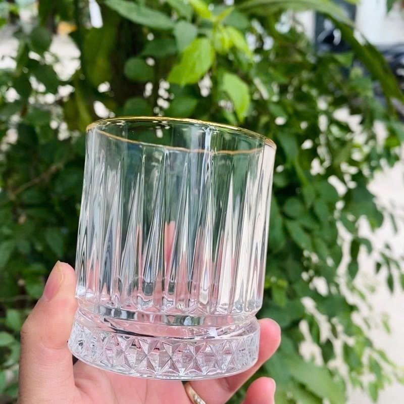 Nguồn sỉ bộ 6 Ly Đáy Kim Cương Trắng Trong Viền Vàng - Cốc Thủy Tinh Cao Cấp 340ml Nguồn sỉ bộ 6 Ly Đáy Kim Cương Trắng Trong Viền Vàng - Cốc Thủy Tinh Cao Cấp 340ml