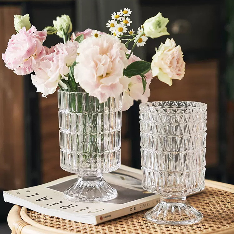 26007_o1cn01fgal911vpcdfjjsi8-2216805046165-0-cib_20250120113157-2.jpg Bình Hoa Thủy Tinh - Lọ Hoa Mang Phong Cách Châu Âu Sang Trọng 19x10.5cm - BHTT04