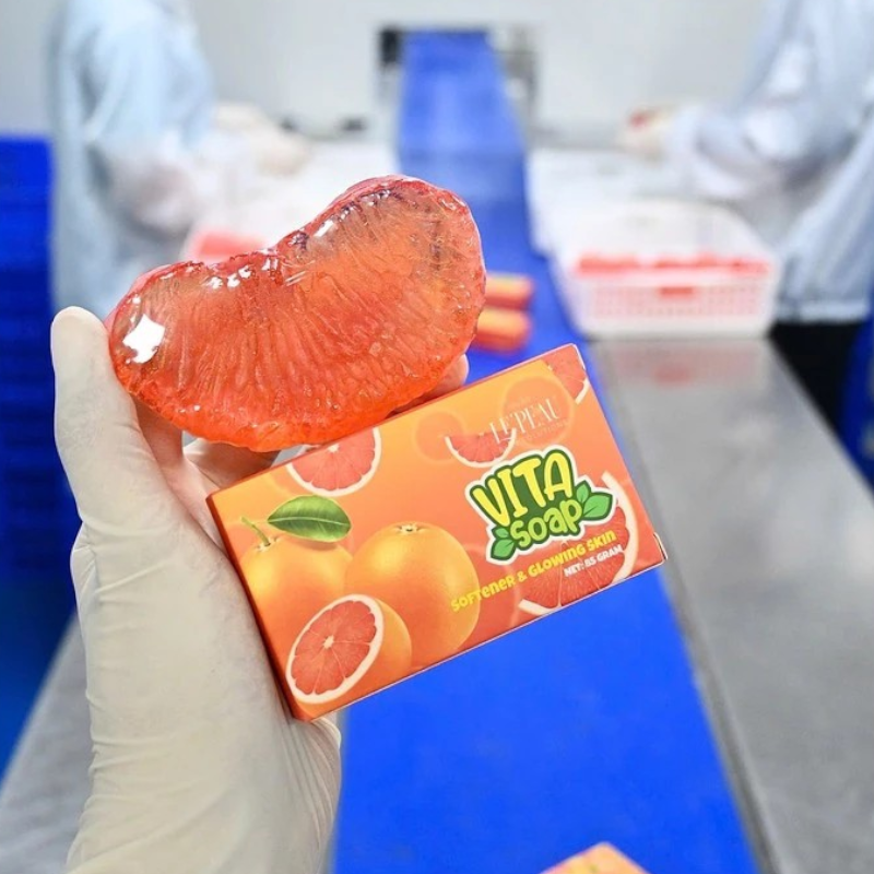26110_phu-photoroom-1_20250212092806-2.png Xà Bông Rửa Mặt Trắng Da Bưởi Vita Soap 85g Le Peau - Combo 2 (1 Bưởi + Tặng 1 Bưởi) - XBTTBB