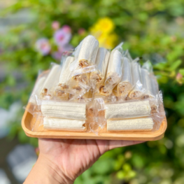 Kẹo Dồi Đậu Phộng Thơm Ngon Hộp 300g - KDDP300G