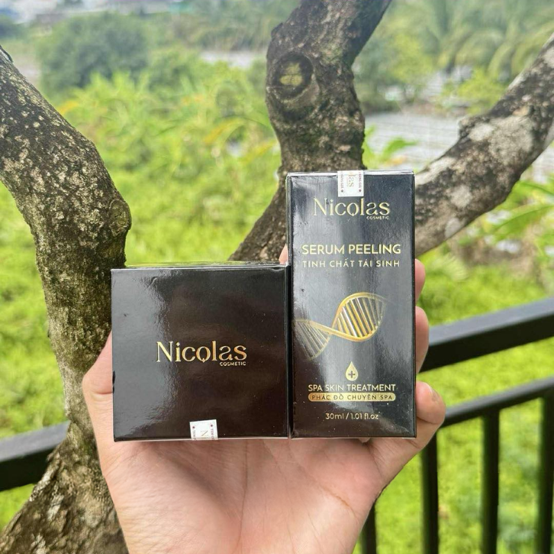 Combo Tái Sinh Nicolas - Serum Peeling 30ml & Kem Face Men Tảo Xanh Collagen 5g Combo Tái Sinh Nicolas - Serum Peeling 30ml & Kem Face Men Tảo Xanh Collagen 5g