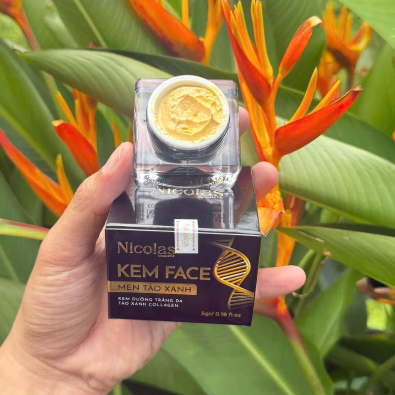 Combo Tái Sinh Nicolas - Serum Peeling 30ml & Kem Face Men Tảo Xanh Collagen 5g Combo Tái Sinh Nicolas - Serum Peeling 30ml & Kem Face Men Tảo Xanh Collagen 5g
