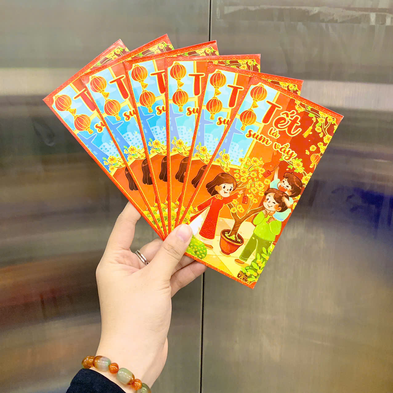 Combo 100 Bao Lì Xì Tết Bính Ngọ 2026 - Khách Chọn Tối Đa 10 mẫu Combo 100 Bao Lì Xì Tết Bính Ngọ 2026 - Khách Chọn Tối Đa 10 mẫu