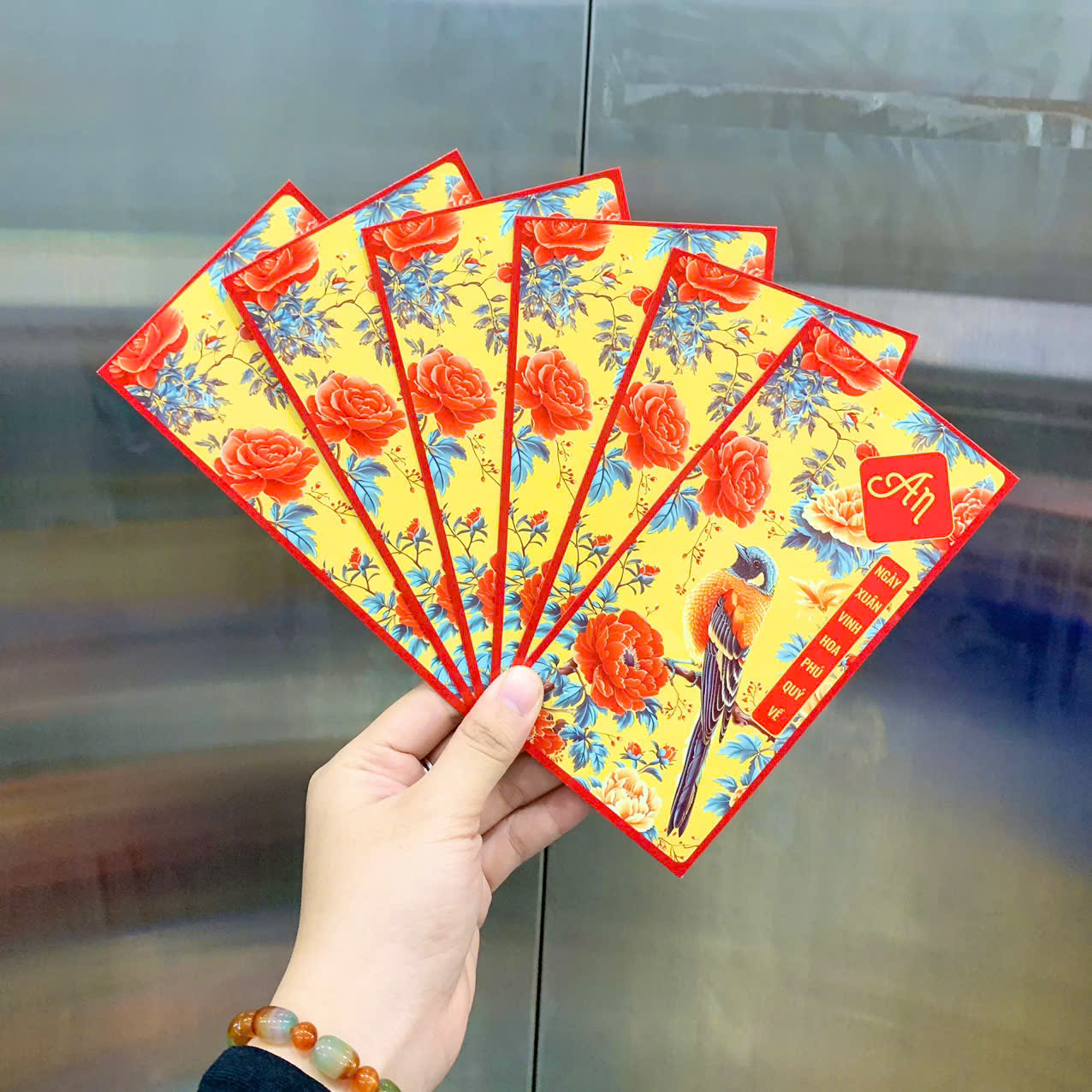 26988_z7271016681628-2b13c094fa2243ac6bc4643b82a9f805_20251128155237.png Combo 100 Bao Lì Xì Tết Bính Ngọ 2026 - Khách Chọn Tối Đa 10 mẫu - LIXI2026