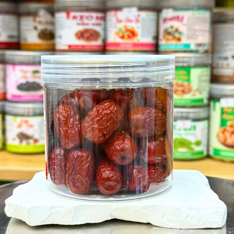 Táo Đỏ Khô Thơm Ngon Size Nhỏ 150g - Hộp Pet Táo Đỏ Khô Thơm Ngon Size Nhỏ 150g - Hộp Pet