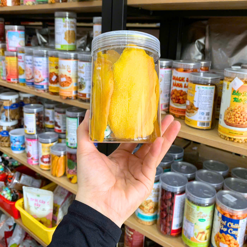 Nguồn sỉ xoài Sấy Dẻo Thơm Ngon 300g - Hũ Pet Nguồn sỉ xoài Sấy Dẻo Thơm Ngon 300g - Hũ Pet