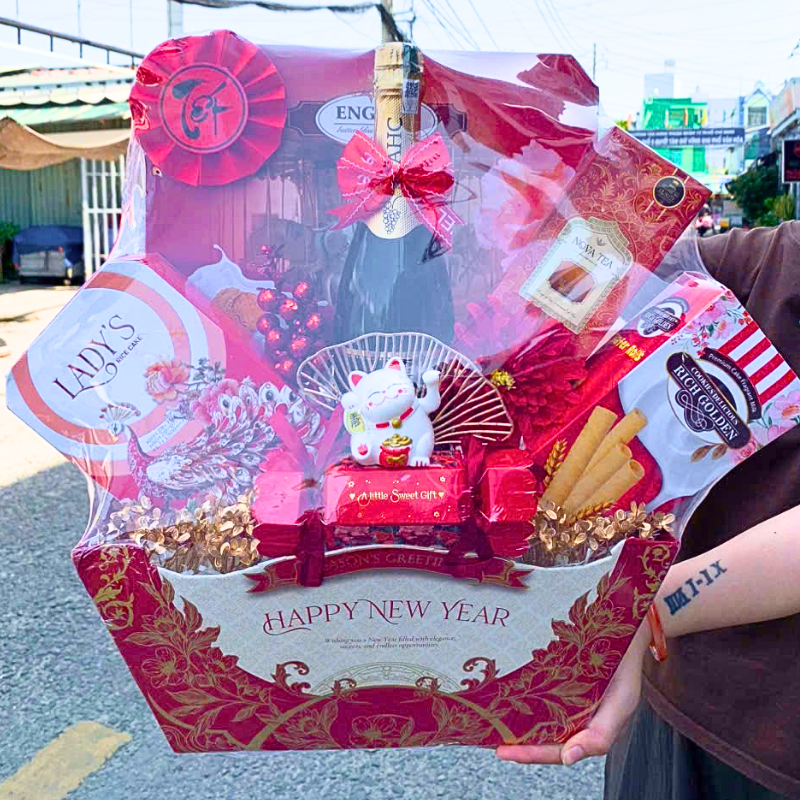 27487_featured_155_20251129115503.png Hộp Quà Tết Đẹp – Quà Trang Trí Tết – Set Quà Cao Cấp Chưng Phòng Khách - QTTT33