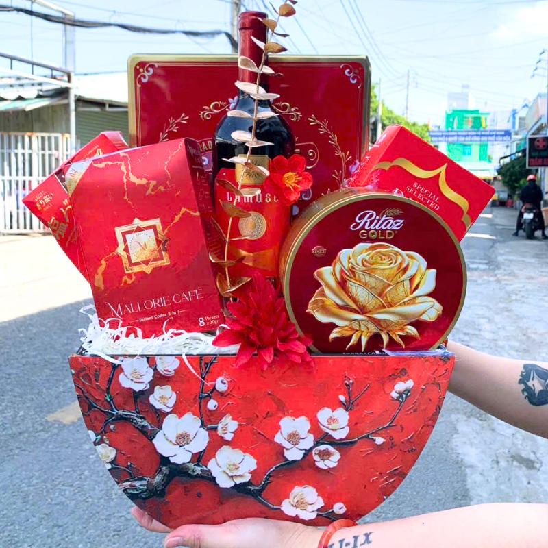 27488_featured_158_20251129120439.png Hộp Quà Trang Trí Tết – Quà Tặng Tết Sang Trọng – Set Quà Cao Cấp - QTTT34