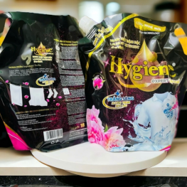 Nước Giặt Hygiene Hương Nước Hoa - Nước Giặt Quần Áo Đậm Đặc Túi Đen 1800ml - 8938555870071