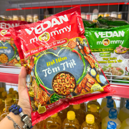 Hạt Nêm MOMMY VEDAN Tôm Thịt Bịch Đỏ 900g - 8935102415761
