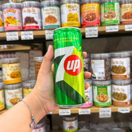 1 Lon Nước Ngọt 7Up Lon 320ml/Lon - 8934588020117LE