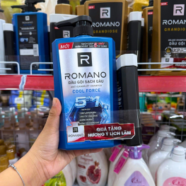 Dầu Gội Romano Sạch Gàu Anti - Dandruff Shampoo Cool Force 5 In 1 650g - Dầu Gội Nam Chai Xanh Dương (Tặng Sữa Tắm Sạch Sảng Khoái) - 8935212812733