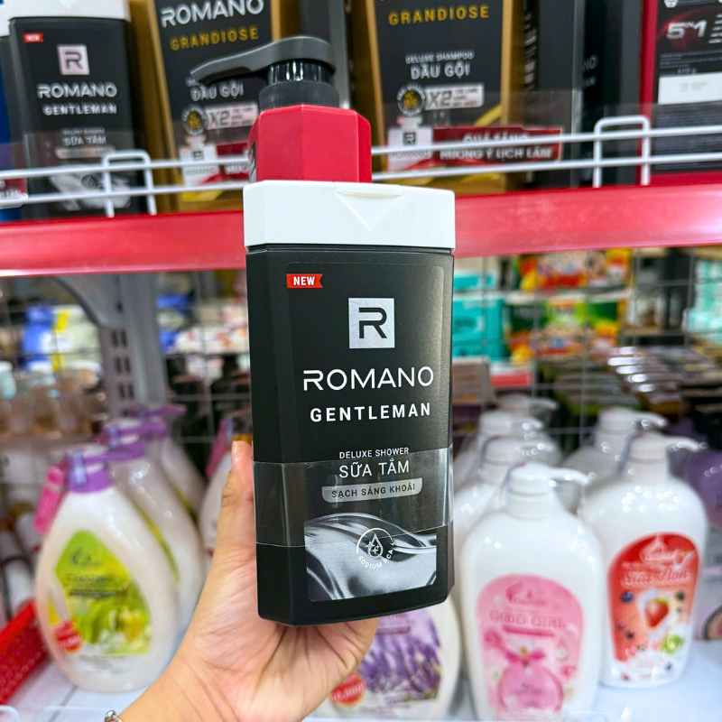 Dầu Gội Romano Sạch Gàu Anti - Dandruff Shampoo Attitude 5 In 1 650g - Dầu Gội Nam Chai Đỏ (Tặng Sữa Tắm Sạch Sảng Khoái) Dầu Gội Romano Sạch Gàu Anti - Dandruff Shampoo Attitude 5 In 1 650g - Dầu Gội Nam Chai Đỏ (Tặng Sữa Tắm Sạch Sảng Khoái)