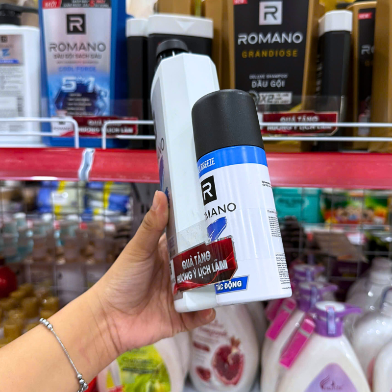 Dầu Gội Romano Gen Z 650g - Dầu Gội Nam Chai Trắng (Tặng Xịt Khử Mùi) Dầu Gội Romano Gen Z 650g - Dầu Gội Nam Chai Trắng (Tặng Xịt Khử Mùi)