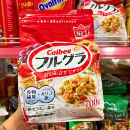 Ngũ Cốc Trái Cây CALBEE Nhật Bản Gói 750g - Bịch Đỏ - 4901330748296