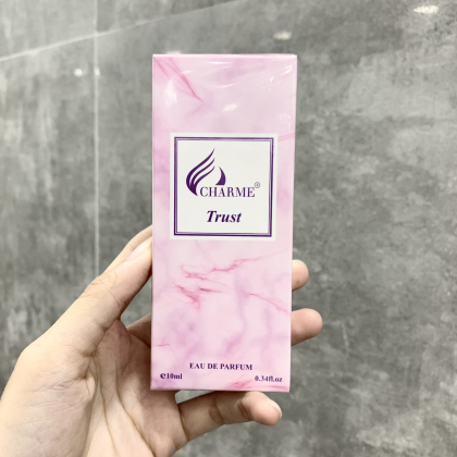 Nước hoa Charme Trust 10ml là mùi hương cực kỳ ngọt ngào dành cho cô nàng theo đuổi phong cách quyến rũ