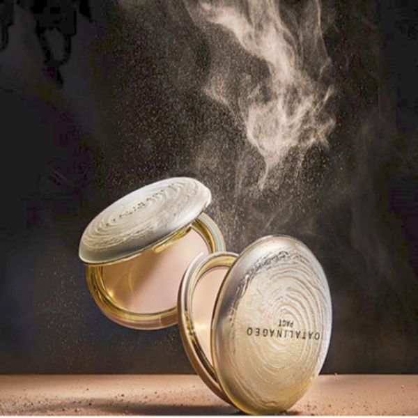Phấn phủ Catalina Geo Pact Màu 01 Natural Beige 22g