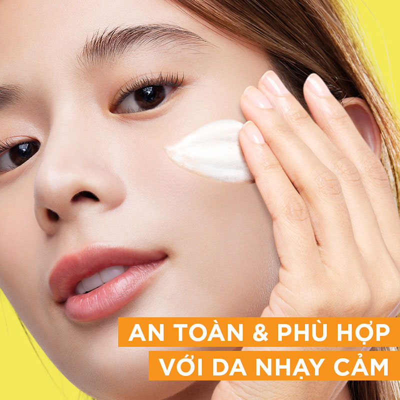 Gel Rửa Mặt Garnier Sạch Dịu Nhẹ Bright Complete Vitamin C Gel Wash 120ml