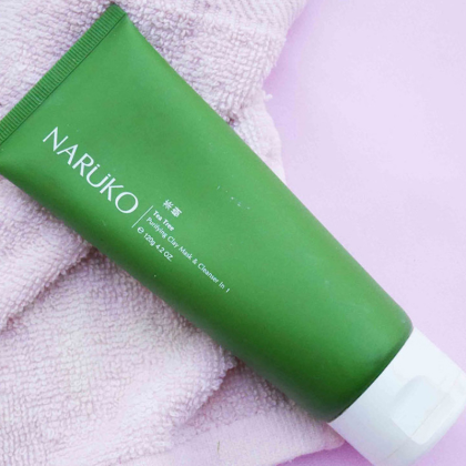 Sữa rửa mặt đất sét Naruko Tea Tree Tràm trà