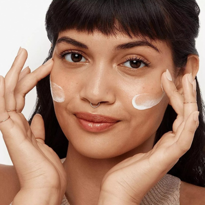 Kem Dưỡng Olay Total Effects 7 in 1 SPF15 Ban Ngày 50ml