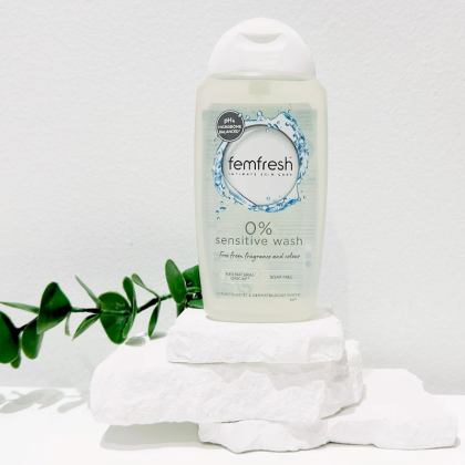 Dung Dịch Vệ Sinh Phụ Nữ Femfresh Dành Cho Mọi Loại Da 250ml