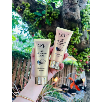 Tẩy Tế Bào Chết Da Mặt DN 120ml
